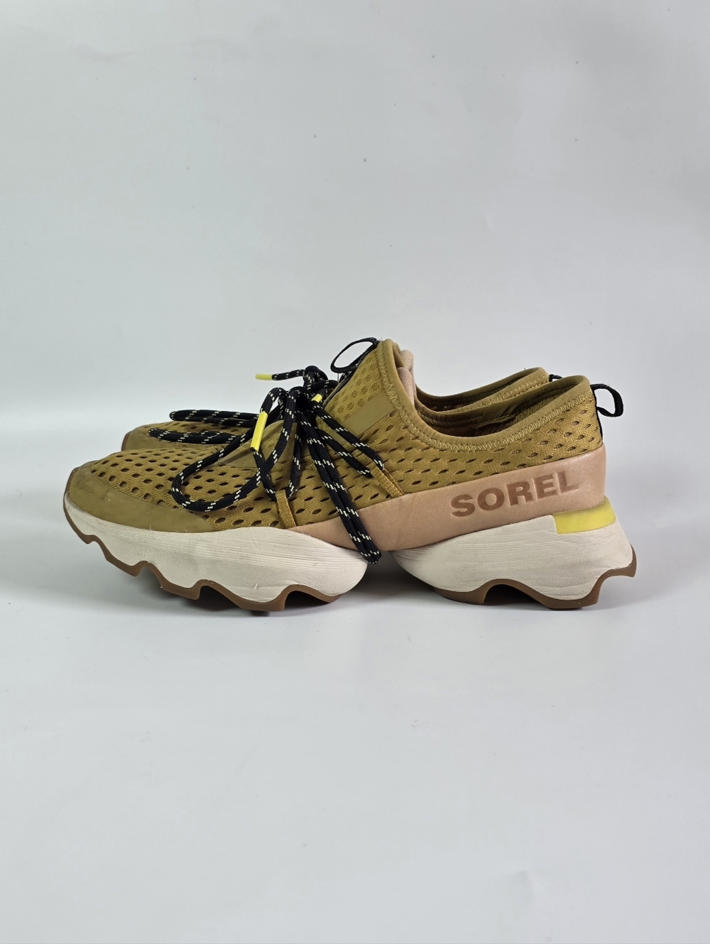 Sorel Kinetic Impact Lace Sneakers in Dioxide Gold Women's Size 7 - Picture 2 of 10